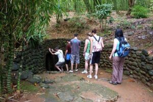 5-Day Best of Southern Vietnam: Cu Chi Tunnels & Mekong Delta - Saigon highlights: Independence Palace and War Remnants Museum