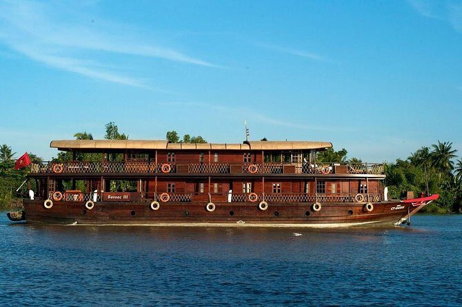 Bassac Mekong Delta Cruise 2Days - 1Night - Day 1: Cai Be Floating Market, then Cho Lach on the Tien Giang