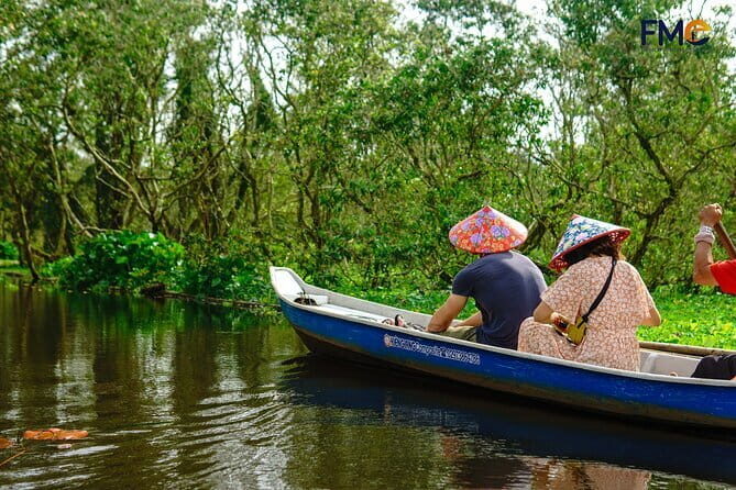 Can Tho: Explore Craft Village & Lung Ngoc Hoang Nature Reserve - Ngã Bảy Bamboo Craft Village: Basket Weaving, Not Just Watching