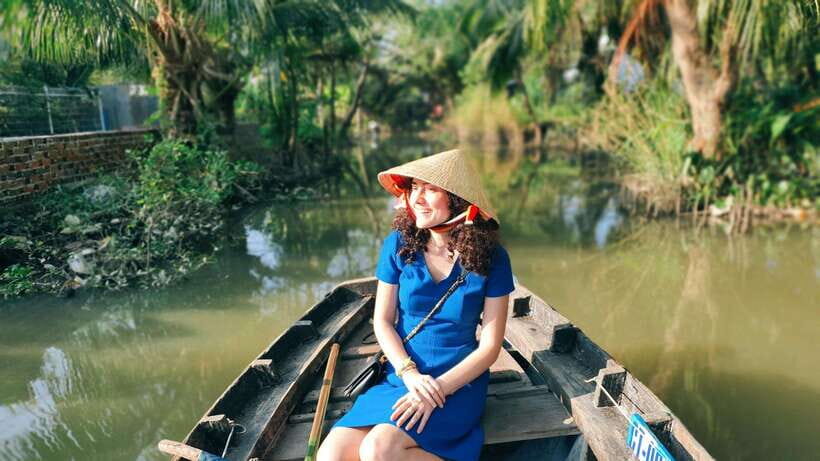 Can Tho: Floating Market & Lung Ngoc Hoang Nature Reserve - Sampan time on the calmer Phong Dien canals