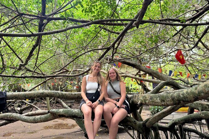 Can Tho: Lung Ngoc Hoang Nature Reserve & Hidden Forests - Khu Du Lịch Mua Xuan as the launchpad