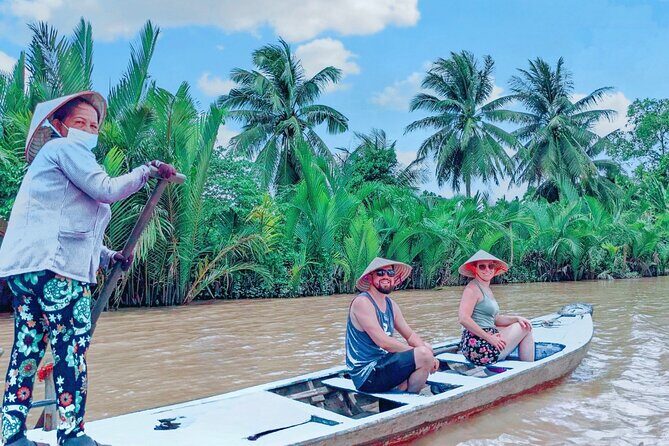 From HCM City: Mekong Delta Tour with Sampan Journey - Quick practical packing list for this Mekong day