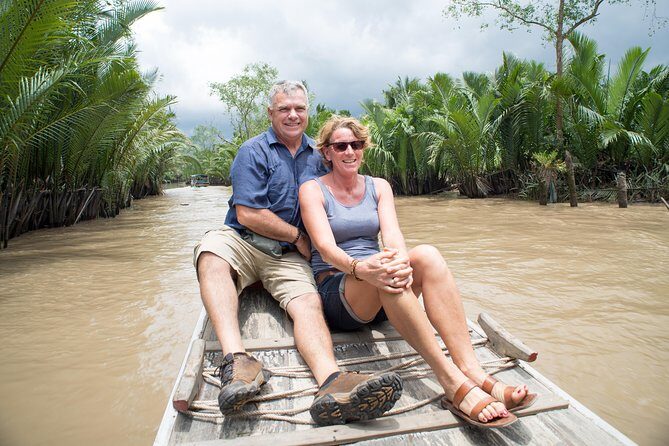 Small-Group Authentic Mekong Delta Day Trip from Ho Chi Minh City - Stop 1 in Ben Tre: Boats, Brick Kilns, and a Real-Work Start
